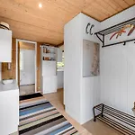 Sisko - 800m From The Sea By Interhome *