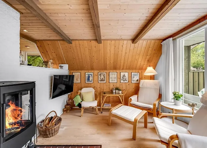 Holiday home Sisko - 800m From The Sea By Interhome *