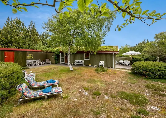 Sisko - 800m From The Sea By Interhome Holiday home